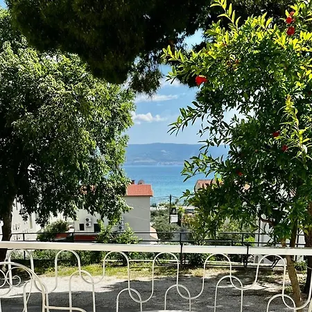 Marina Lägenhet Omiš