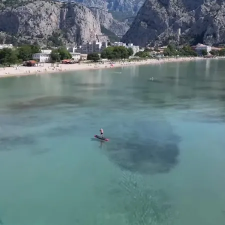 Marina * Omis