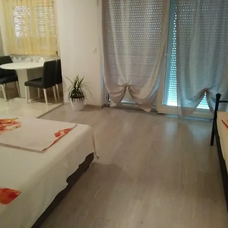 Apartment Marina Omis